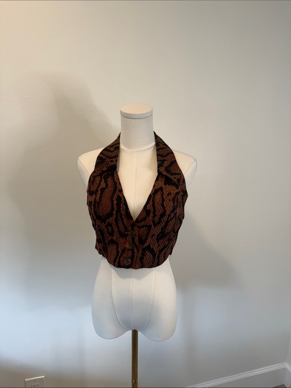 NWT Danielle Bernstein WeWoreWhat Bella Snakeskin Halter Vest S